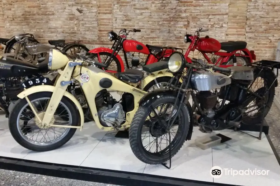 Retro Auto Moto Museo