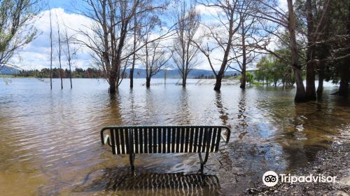 Lake Jindabyne