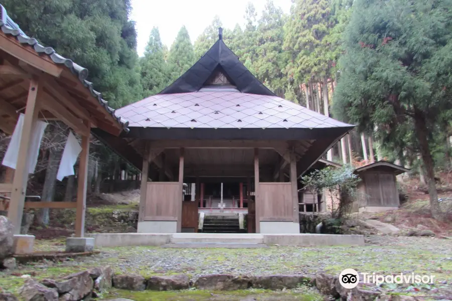 Oyamazumi Shrine