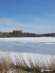 Harutori Lake Hiking Trail