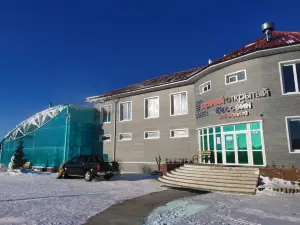 Горячий открытый бассейн в Ильинке