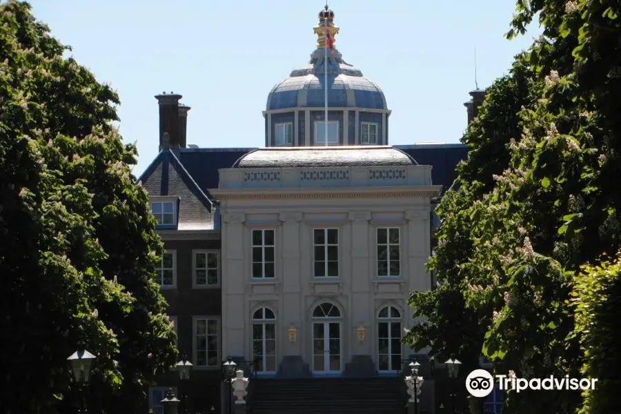 Palace Huis ten Bosch