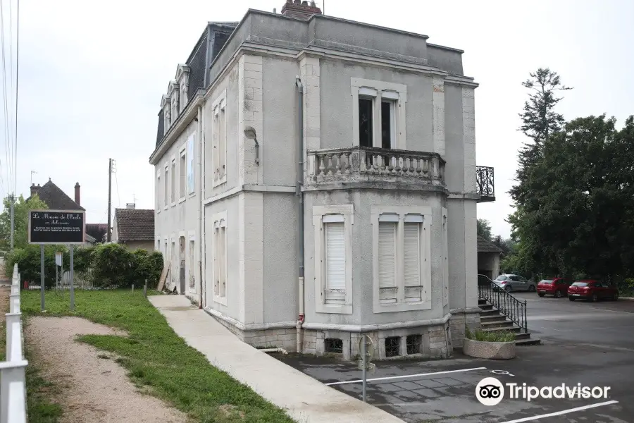 Musee de l'Ecole en Chalonnais