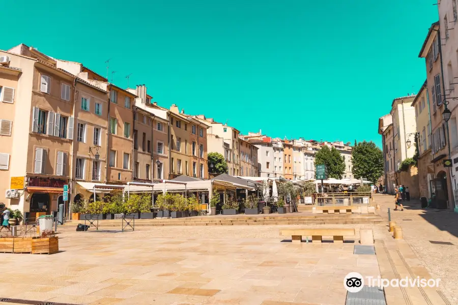 Place Forum des Cardeurs