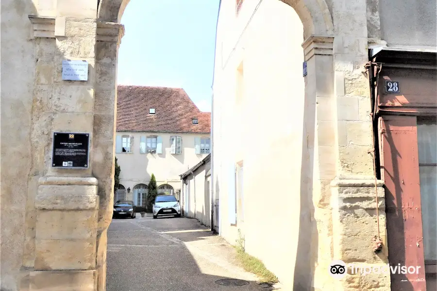 Portail De La Cour Des Recollets De Nevers