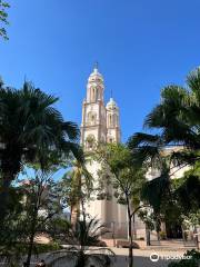 Catedral Basilica De Nuestra Senora Del Rosario