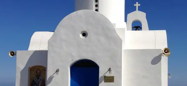 Ξενοδοχεία στην πόλη Περνέρα