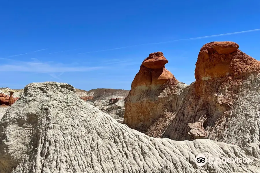 Paria Rimrocks Toadstool Hoodoos