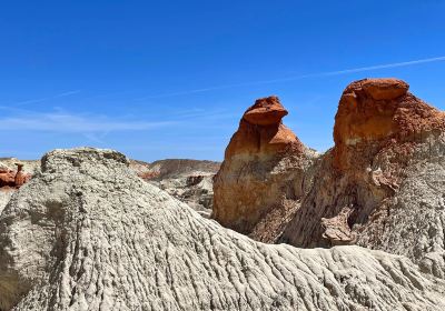 Paria Rimrocks Toadstool Hoodoos