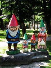 The Path of the Gnomes