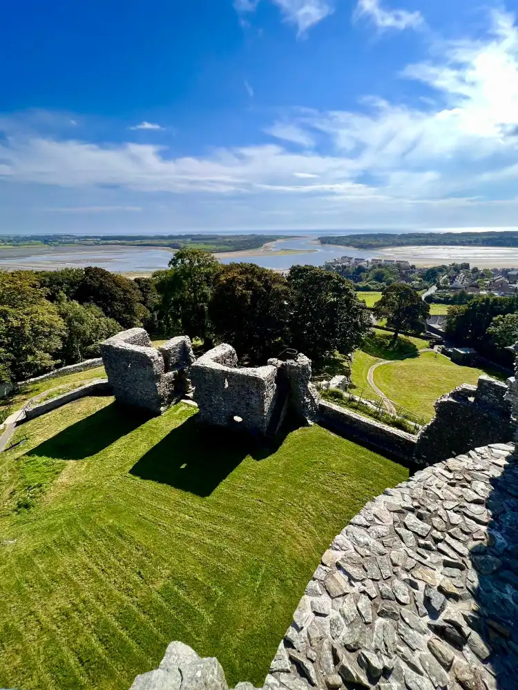 Hotel dekat Dundrum Castle