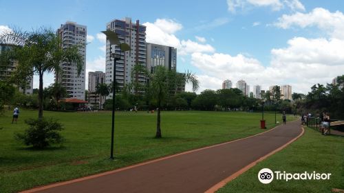 Dr. Luis Carlos Raya Park