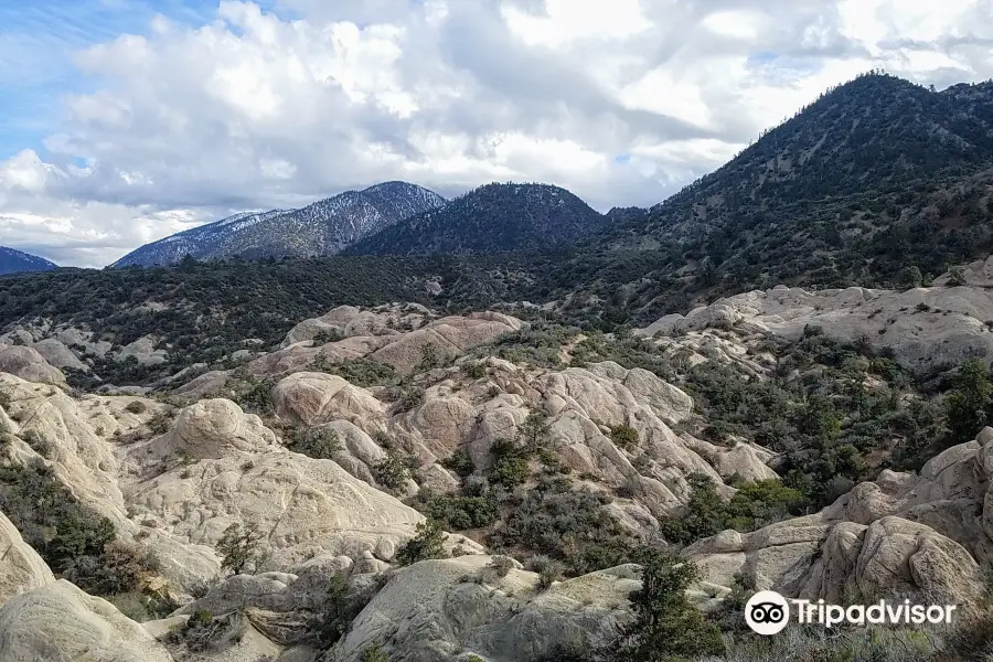 Devil's Punchbowl Natural Area