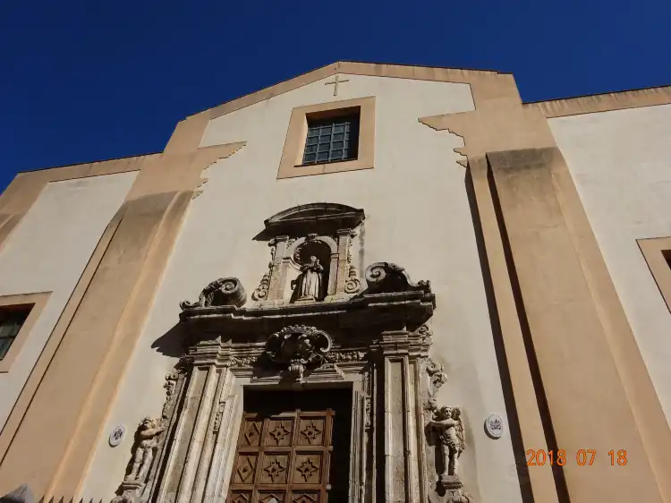 Hotels near Chiesa Capitolare Teutonica del Sacro Cuore