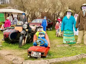 Garden of Dolls