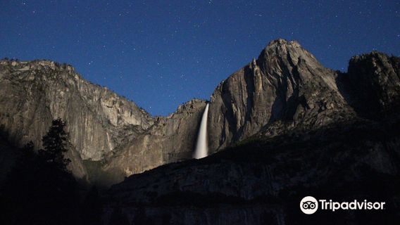 Yosemite Village