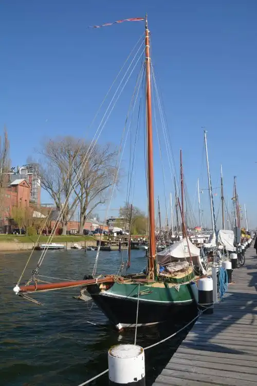 Hotels near Buntholz Holzspielzeug