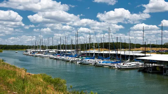 Grapevine Lake