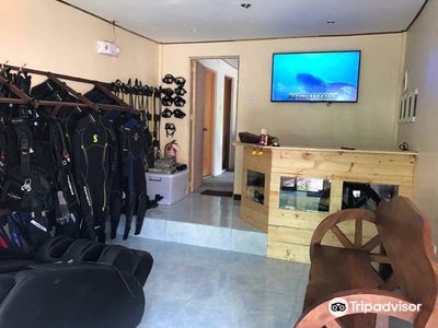 Deep Zone Dive Center