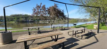 Harris Riverfront Park