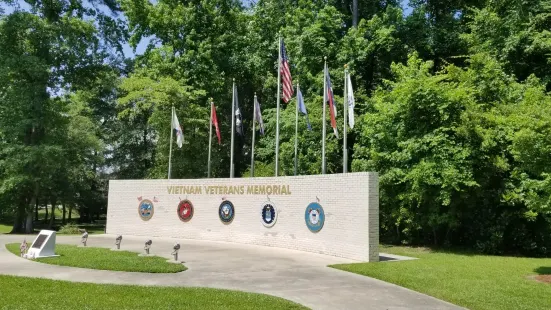 Veterans Memorial Jacksonville NC