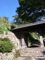 Tottori Castle Ruins