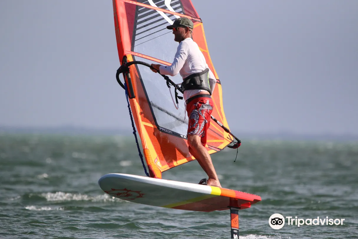 2_North Beach Windsurfing