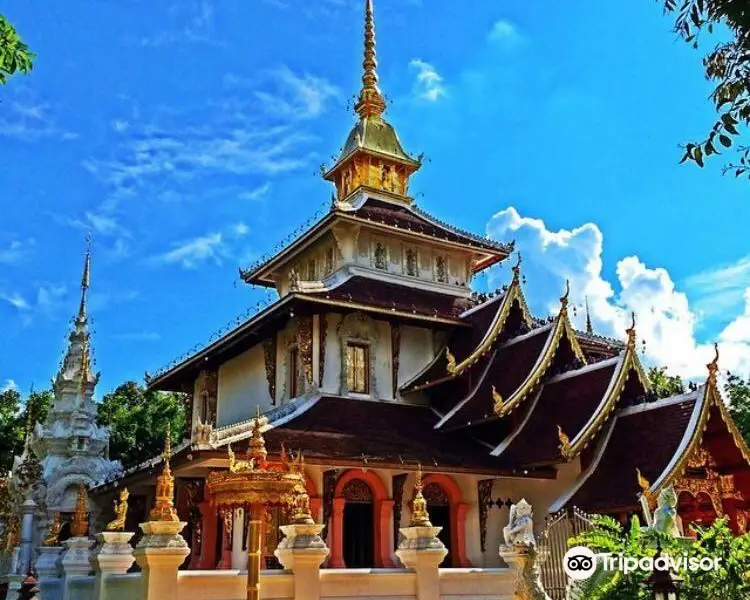 Wat Pa Dara Phirom Phra Aram Luang