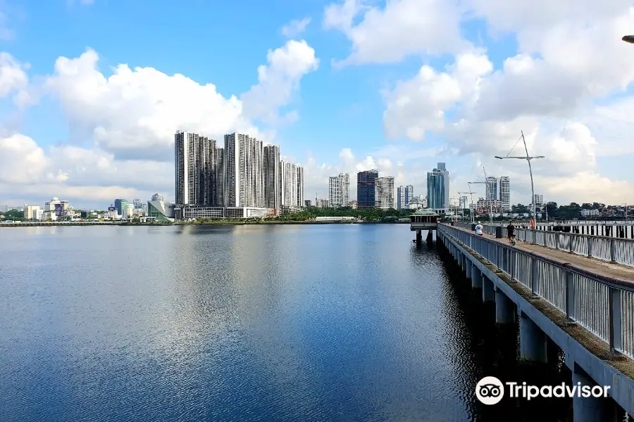 Woodlands Waterfront Park