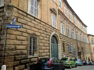 Palazzo Ricci - Museo Arte Italiana del Novecento