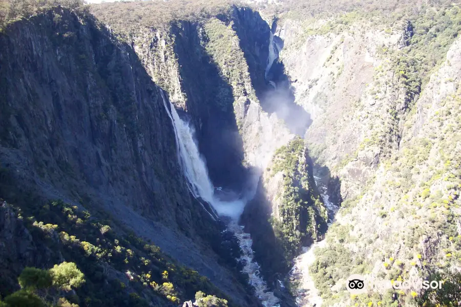 Wollomombi Falls