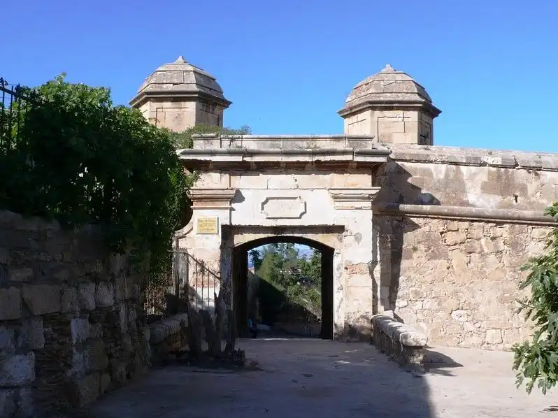 Hotel in zona Porta del Santone