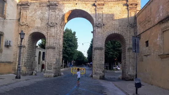 Porta del Carmine
