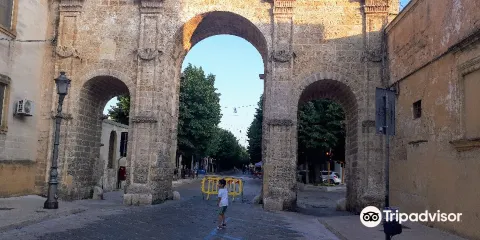 Porta del Carmine