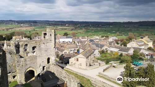 Middleham Castle