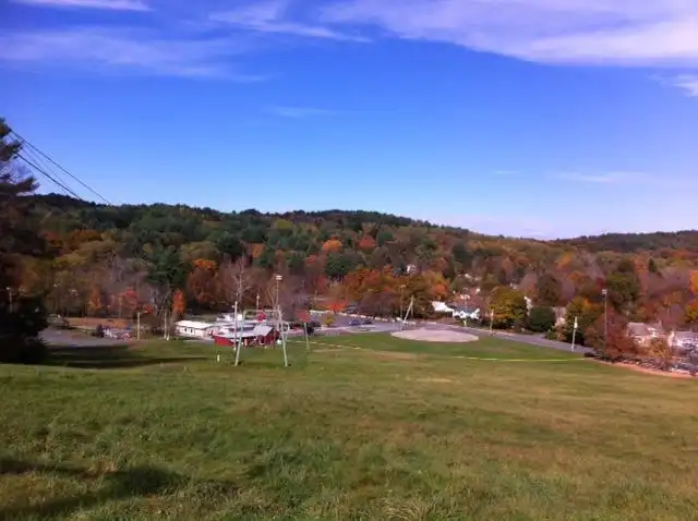 4_Living Memorial Park