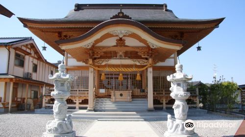 Iwakuni Shirohebi Shrine