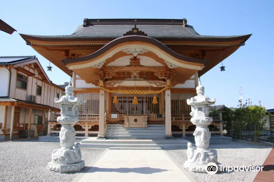 Iwakuni Shirohebi Shrine