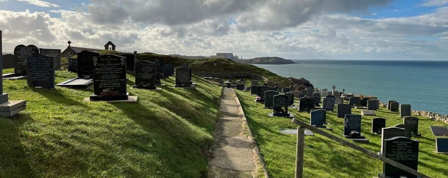 Eglwys Llanbadrig