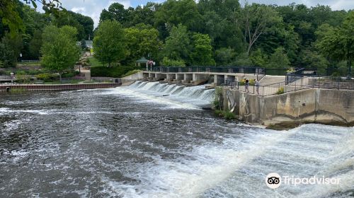 Rockford Dam Overlook