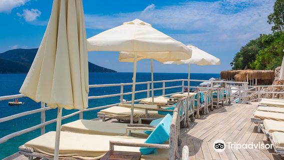 Yali Beach Club & Restaurant