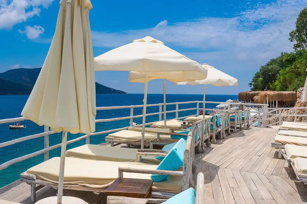 Hotels near Yali Beach Club & Restaurant