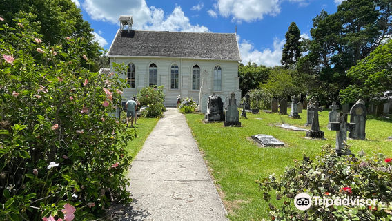 Christ Church, Russell