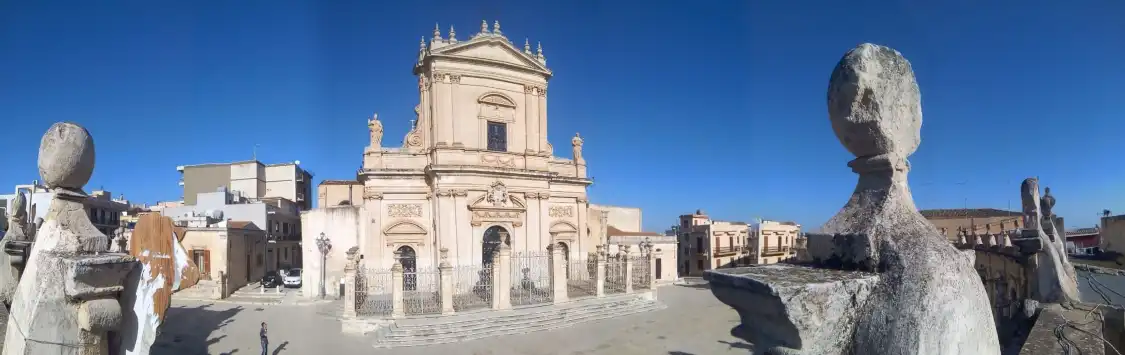 Hotel in zona Loggiato del Sinatra