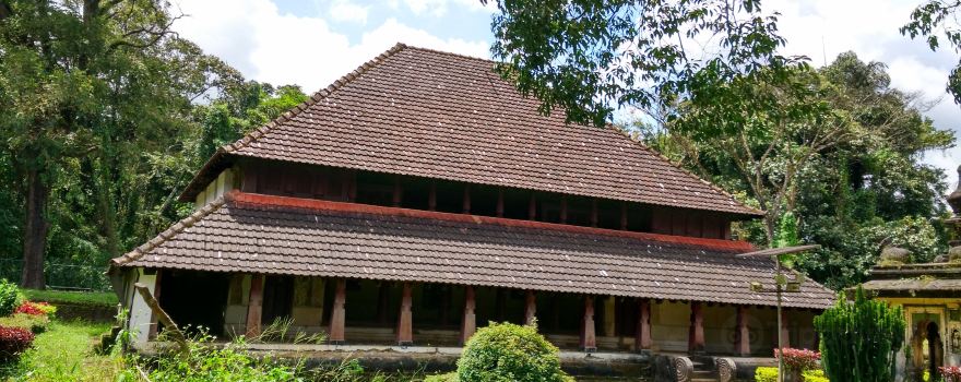 Nalknad Palace