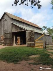 Sauer-Beckmann Living History Farm