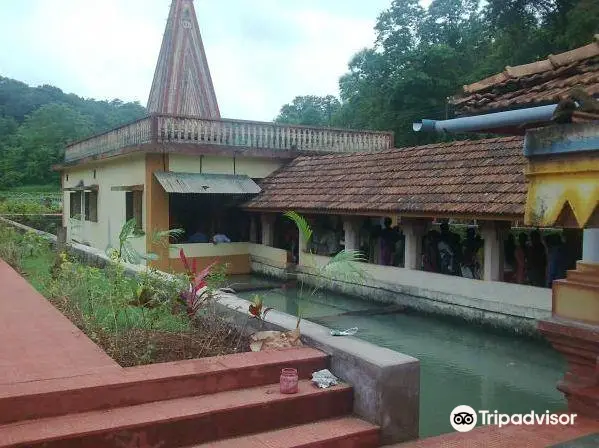 Shree Sateri Devi Jal Mandir