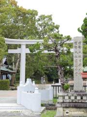 Hinokuma Shrine and Kunikakasu Shrine (Nichizengu)