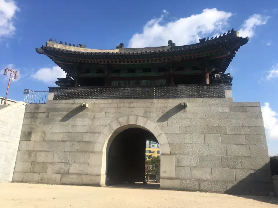 2_Hyehwamun Gate (Dongsomun)