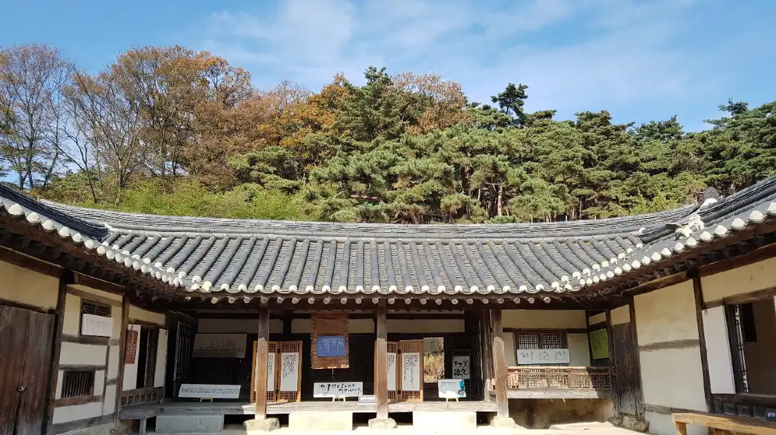 현충사 주변 호텔